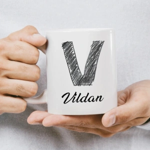 V Harfi Karakalem İsme Özel Kupa