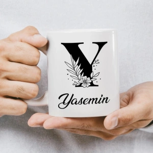 Y Siyah Beyaz Çiçekli İsme Özel Kupa