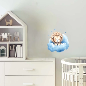 Yıldızlı Mavi Bulut Üzerinde Uyuyan Sevimli Aslan Yavrusu Duvar Çıkartması