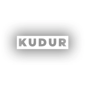 Kudur Araba Sticker 17x17 Cm Beyaz