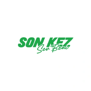 Son Kez Sev Beni Araba Sticker 17x17 Cm Yeşil