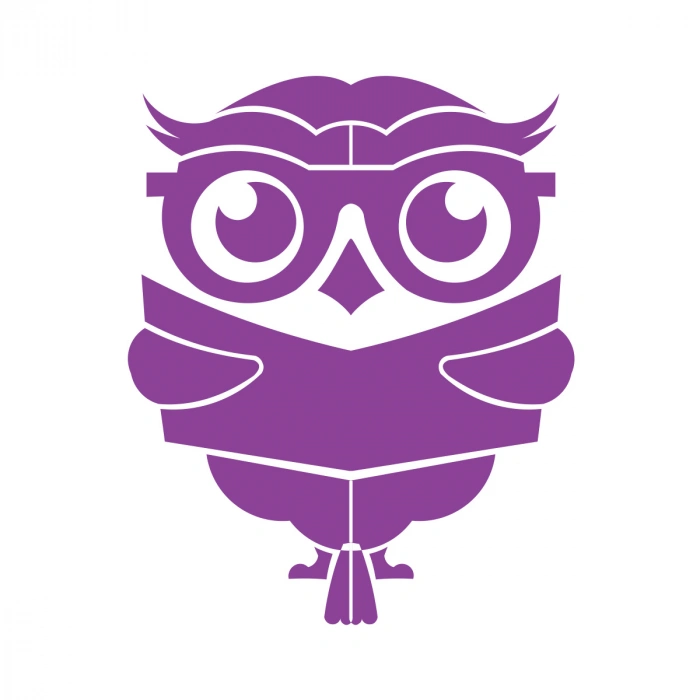 Kitap Okuyan Baykuş Sticker 17x17 Cm Mor