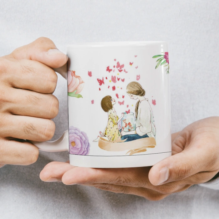 Anneler Günü Kupası - Anne ve Kızın Kelebek Anı