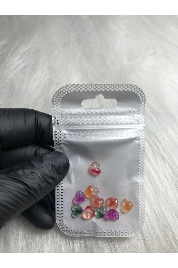 Renkli 3D Fosforlu Kalp Charm Tırnak Süsleri – 10 Adet