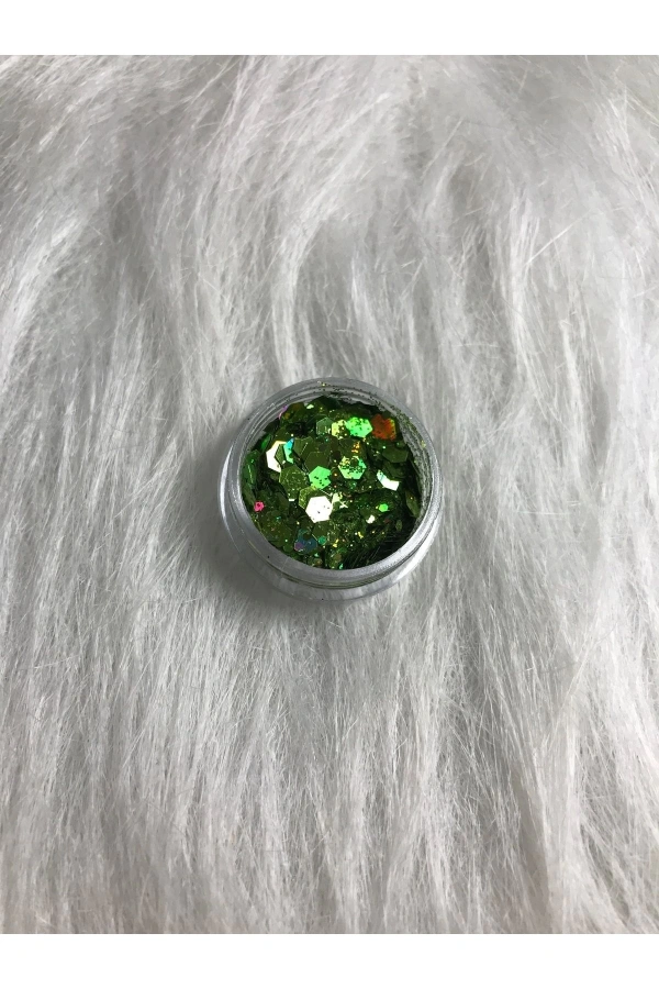 Yeşil Holografik Nail Art Süsleri – Parlak ve Işıltılı