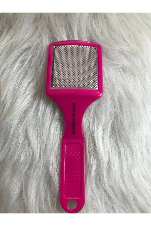 Profesyonel Topuk Rendesi – Ayak Bakımı İçin