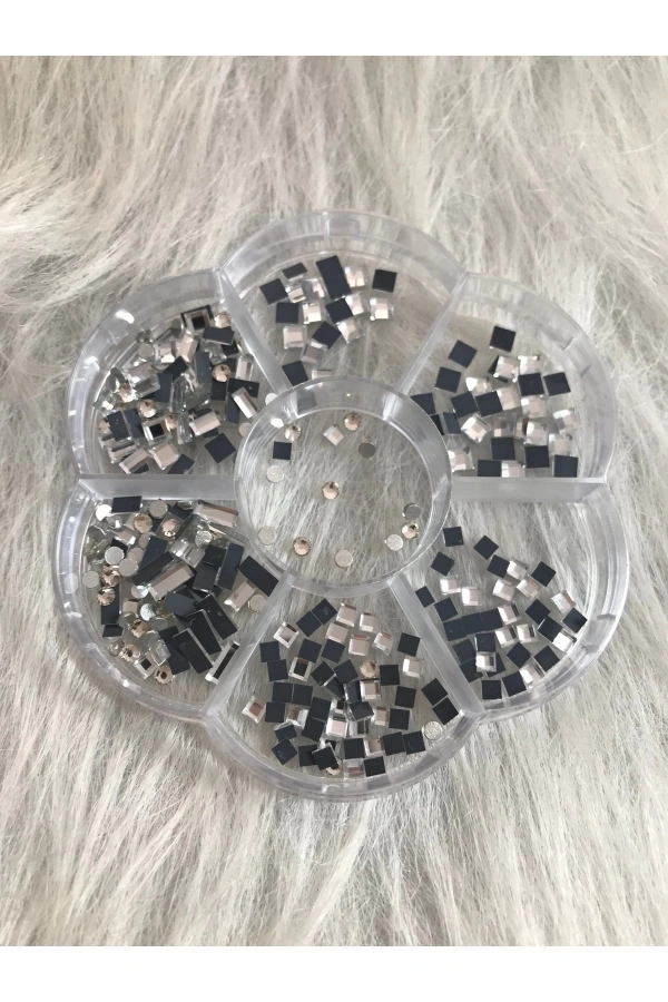 Metalik Gümüş Kare ve Yuvarlak Taş Nail Art Seti