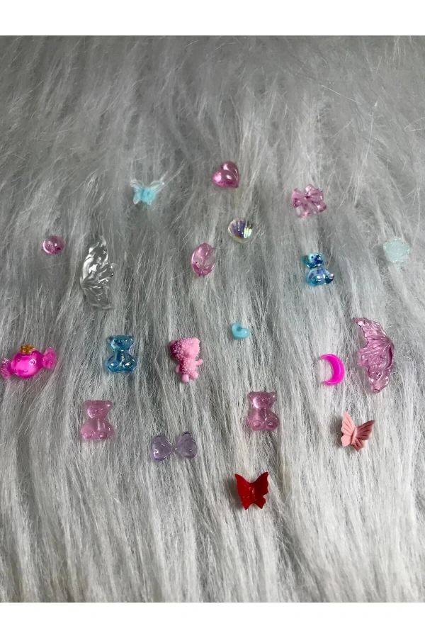 20 Adet Hologramlı ve Karışık Figür Charm Tırnak Süsü