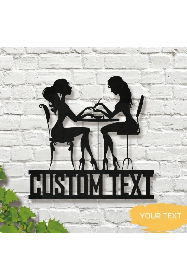 Kişiselleştirilebilir Metal Duvar Dekoru – Tırnak Sanatı Temalı