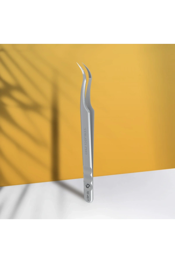 Staleks EXPERT 45 TYPE 1 Profesyonel Çentikli Kirpik Cımbızı (Eğik)
