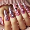 Pembe Holografik Kırılmış Folyo Nail Art Süsleri – Parlak ve Işıltılı