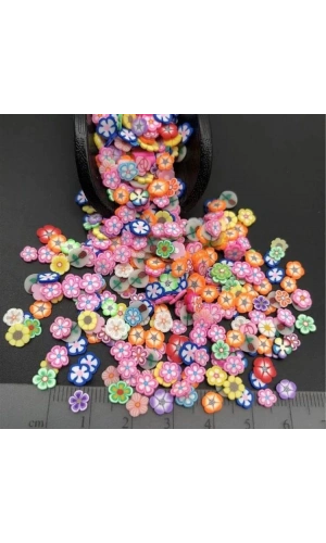 Renkli Çiçek Desenli Nail Art Süsleri