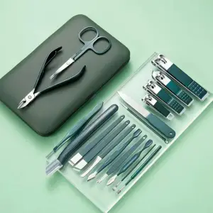 Qnail Professional 18 Parça Tırnak Bakım Seti Paslanmaz Çelik Manikür Pedikür Tırnak Makası Seti Seyahat çantası ile