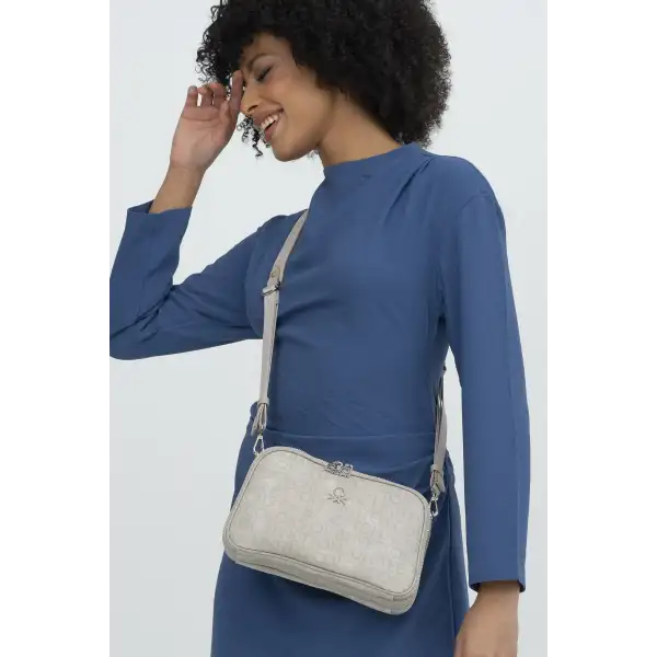 BENETTON KADIN ÇAPRAZ ÇANTA BEJ BNT1277