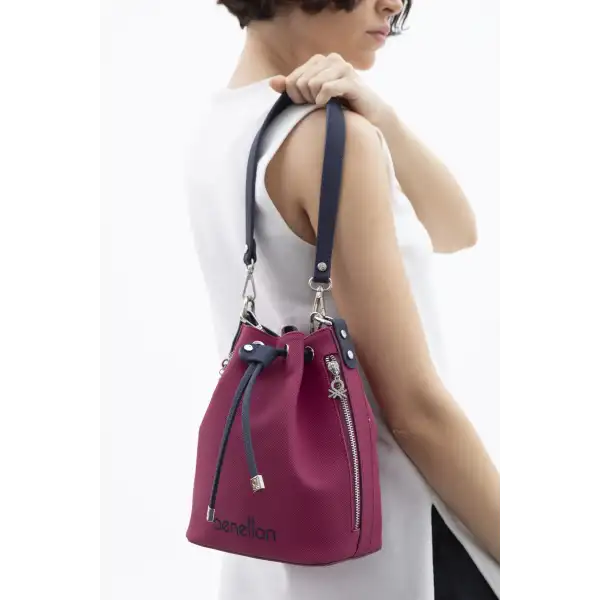 BENETTON KADIN KOL ÇANTASI BNT1595