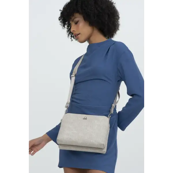 United Colors of Benetton Bnt-1275 Kadın Çapraz Çanta