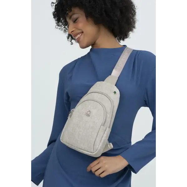 United Colors of Benetton Bnt-1286 Kadın Vücut Çantası