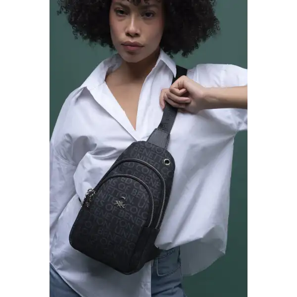 United Colors of Benetton Bnt-1286 Kadın Vücut Çantası