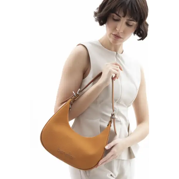 United Colors of Benetton BENETTON KADIN KOL ÇANTASI BNT1592