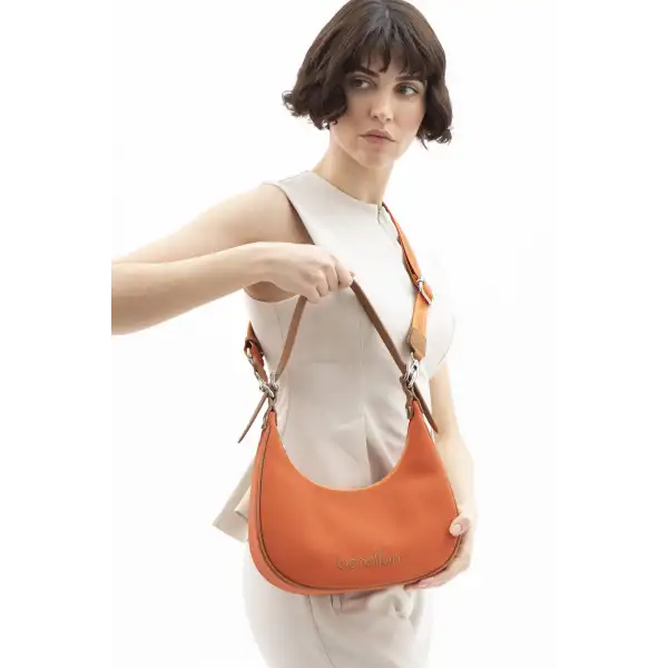 United Colors of Benetton BENETTON KADIN KOL ÇANTASI BNT1592