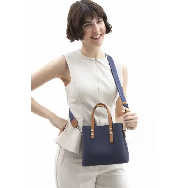 United Colors of Benetton BENETTON KADIN KOL ÇANTASI BNT1589