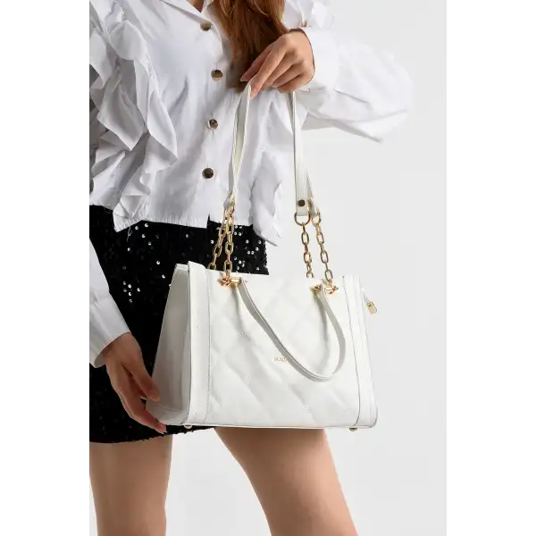 archangel Zincir Askılı Kapitone Desenli Kadın El Çantası – Zarafetin Modern Yorumu