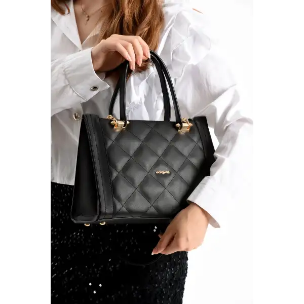 archangel Zincir Askılı Kapitone Desenli Kadın El Çantası – Zarafetin Modern Yorumu