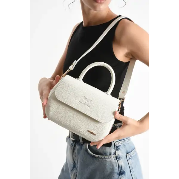 Kısa ve Uzun Askılı Çapraz Çanta – Şıklık ve Fonksiyonellik Bir Arada