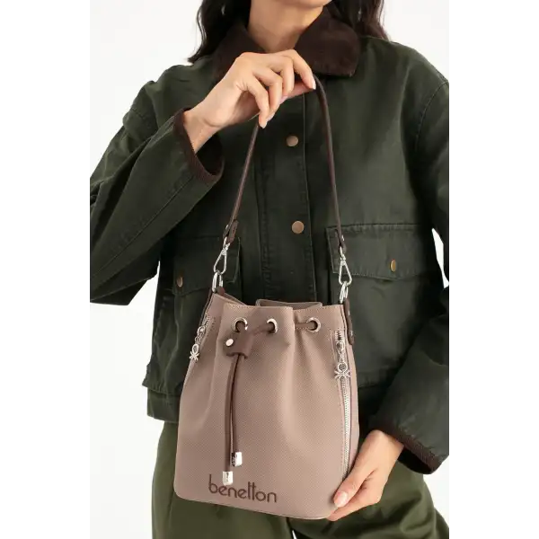 BENETTON KADIN KOL ÇANTASI BNT1650