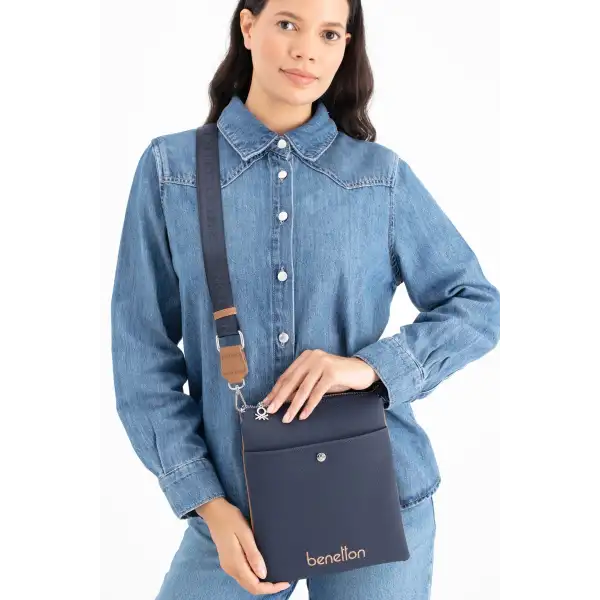 United Colors of Benetton BNT1672 Kadın Çapraz Çanta