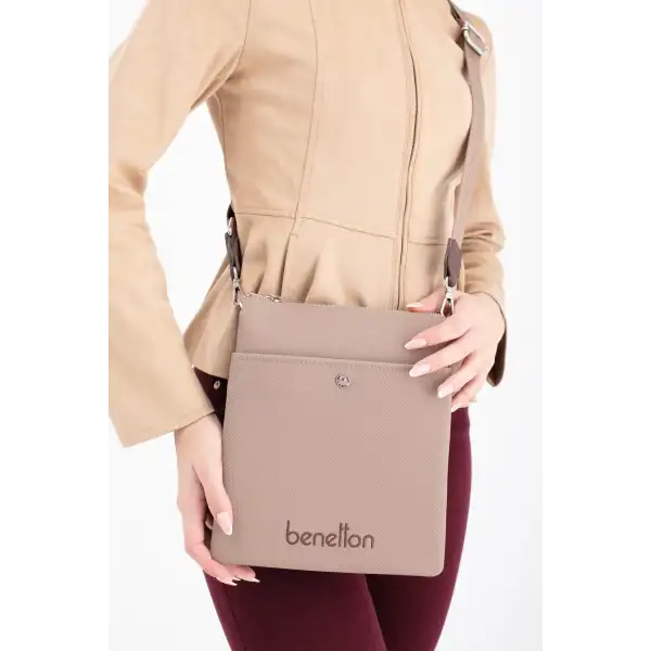 United Colors of Benetton BNT1672 Kadın Çapraz Çanta