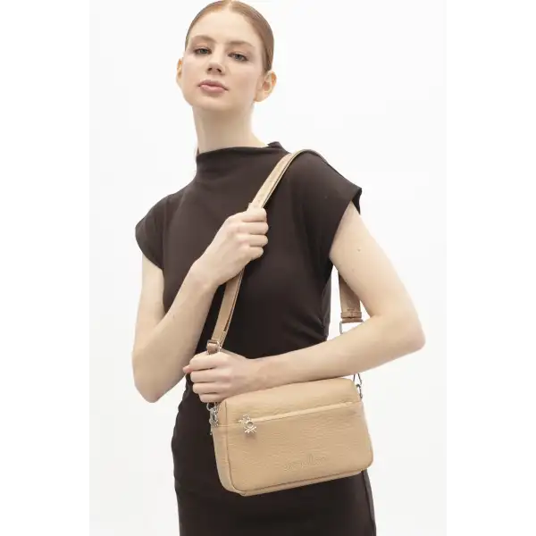 BENETTON KADIN OMUZ ÇANTASI BNT1842