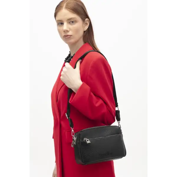 BENETTON KADIN OMUZ ÇANTASI BNT1842