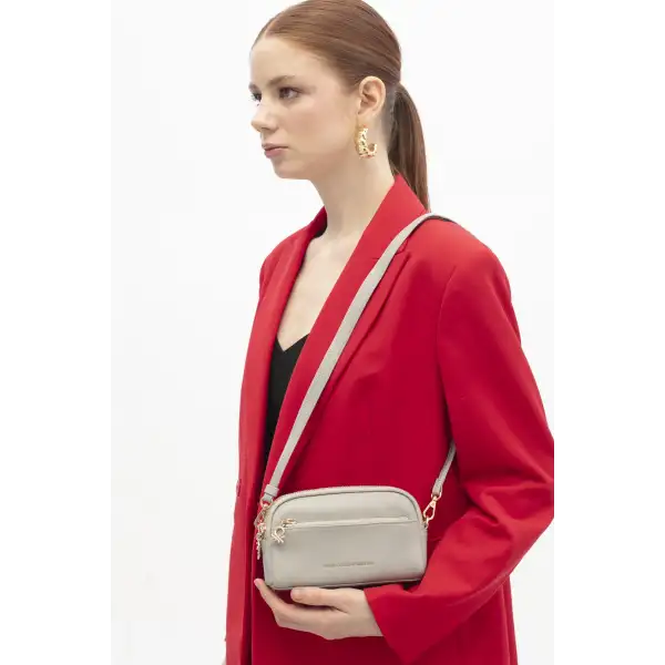 BENETTON KADIN OMUZ ÇANTASI BNT1717