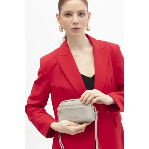 BENETTON KADIN OMUZ ÇANTASI BNT1717