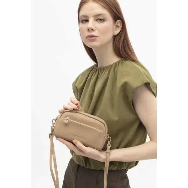 BENETTON KADIN OMUZ ÇANTASI BNT1717