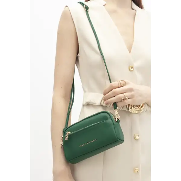 BENETTON KADIN OMUZ ÇANTASI BNT1717