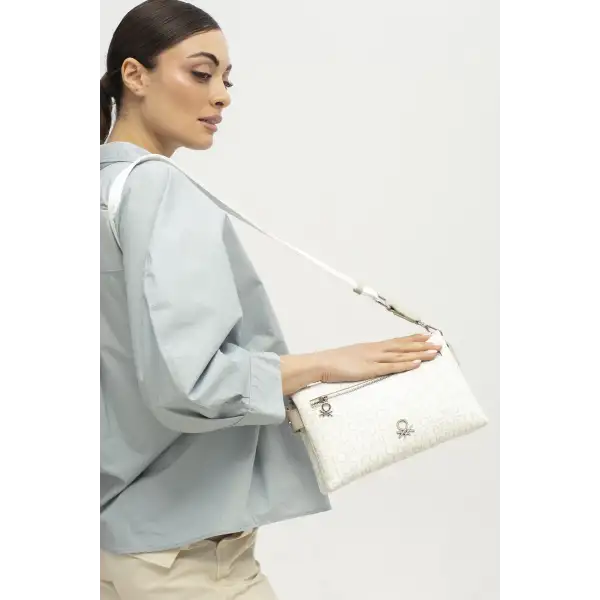 BENETTON KADIN OMUZ ÇANTASI OMUZ ÇANTASI BNT1783