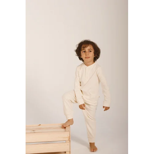 UNISEX PİJAMA TAKIMI - KREM - ÇITÇITLI