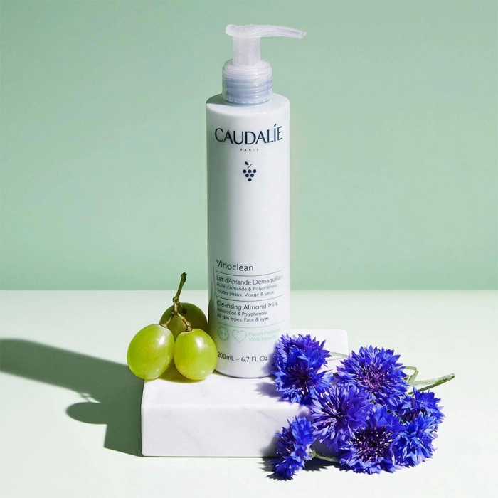 Caudalie Vinoclean Badem Yağlı Temizleme Sütü 200 ml