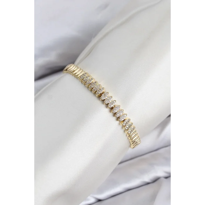Mey İthalat® CM Arpa Model Zirkon Taşlı VIP Seri Gold Renk Pirinç Kadın Bileklik