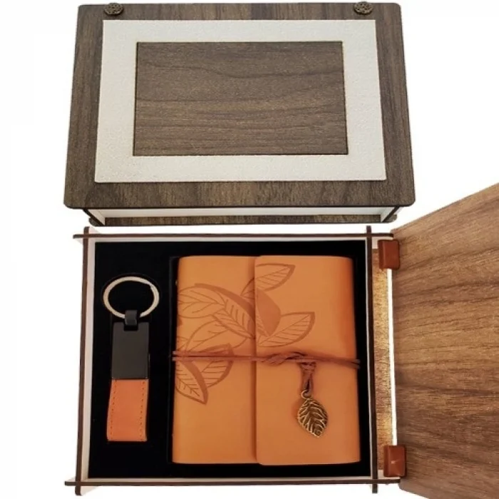 Mey İthalat®  Özel Ahşap Kutulu Taba Deri Defter ve Anahtarlık Set