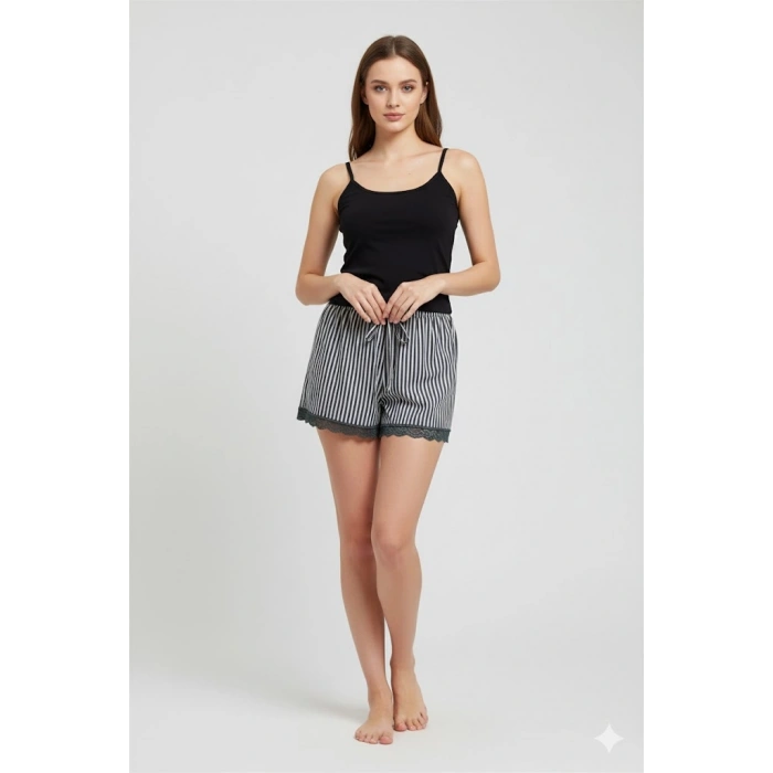 Çizgili Penye Kadın Ev Şortu Bacak Dantel Detaylı Ev Giyim Siyah