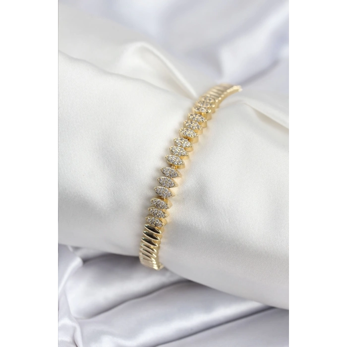 Mey İthalat® Pirinç VIP Seri Gold Renk Zirkon Taşlı Arpa Model Kadın Bileklik