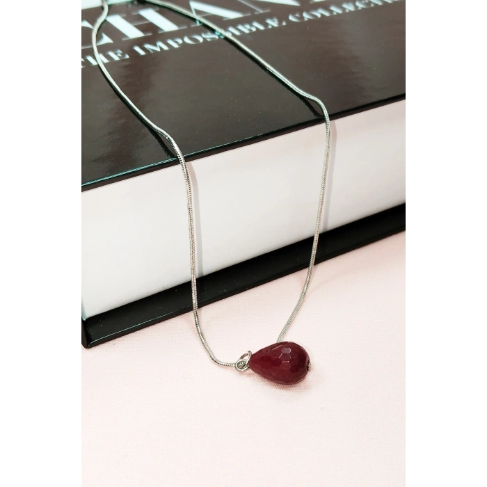 Yakut Doğal Taşı Zincirli El Yapımı Kolye Uç: 1,5 cm Zincir: 20 cm Kutulu