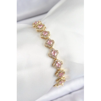 Mey İthalat® Pirinç Zirkon Taşlı Pembe Yonca Baget Model Gold Renk VIP Seri Kadın Bileklik