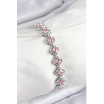 Mey İthalat® Pirinç Zirkon Taşlı Pembe Yonca Baget Model Gümüş Renk VIP Seri Kadın Bileklik