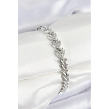 Mey İthalat® Pirinç Zirkon Taşlı Sıralı Ok Model Gümüş Renk Kadın Bileklik