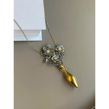 Vazodaki Çiçekler Kolye - Altın