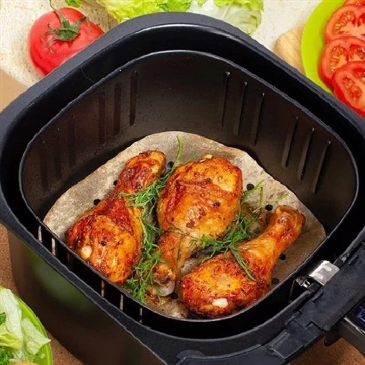 100 Adet ShopZum Air Fryer Pişirme Kağıdı Tek Kullanımlık Hava Fritöz Yapışmaz Yağlı Kağıt Delikli  Model